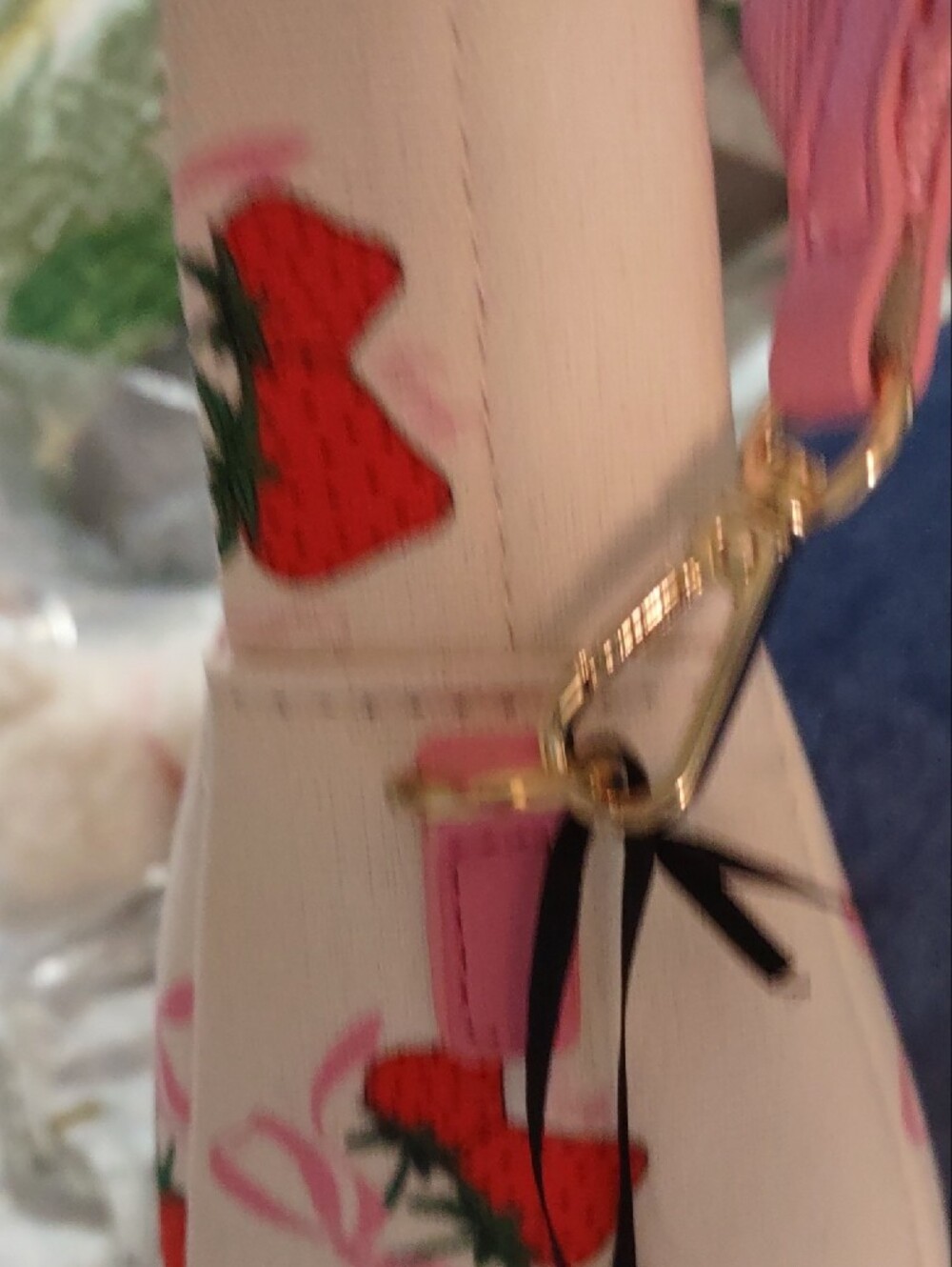 Juicy Couture Strawberry Festival Shoulder Bag Bow Cream Multi NWT Bunny Charm. - Picture 8 of 11